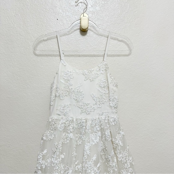 Alice + Olivia Rora Lace-Overlay Dress size 2 - Picture 6 of 14
